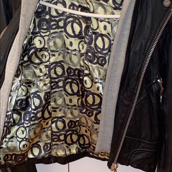 Leather jacket - Picture 5 of 6